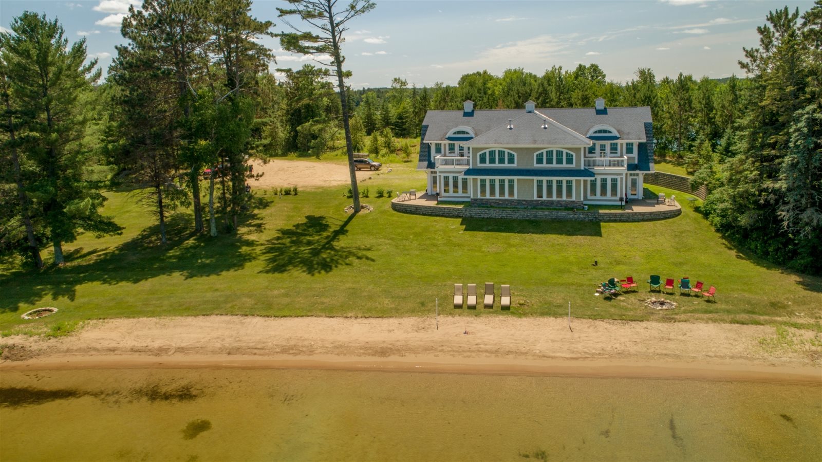 Bluewater Lodge on Leech Lake Beach House and Cabin
